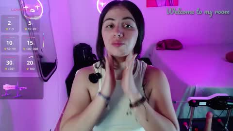 Snapshot of val_angelll chatting on 03/09/26, 03:54 valentina online show from 03/09/26, 03:54