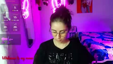 Snapshot of val_angelll chatting on 06/29/26, 01:23 valentina online show from 06/29/26, 01:23