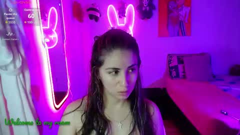Snapshot of val_angelll chatting on 07/02/26, 03:06 valentina online show from 07/02/26, 03:06