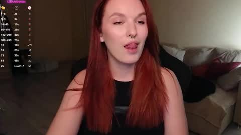 Snapshot of val_manson chatting on 09/11/25, 07:47 Val online show from 09/11/25, 07:47