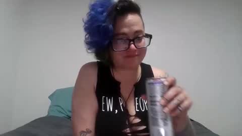 Snapshot of valarieak chatting on 09/18/25, 07:38 valarieak online show from 09/18/25, 07:38