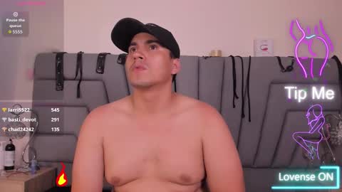 Samantha y Matt online show from 10/05/25, 03:32