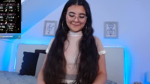 Tifanny  online show from 01/31/25, 08:43