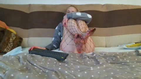 Snapshot of valemer chatting on 12/05/24, 11:18 Cheating Slut online show from 12/05/24, 11:18