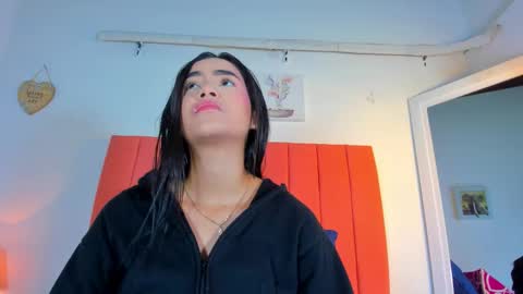 VALENTINA  3 online show from 11/13/25, 12:04