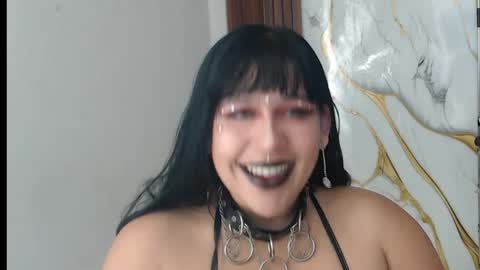 valen_ross7 online show from 05/04/26, 07:48
