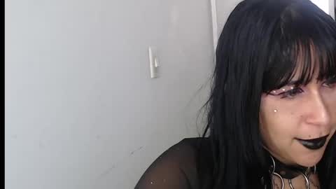 valen_ross7 online show from 05/22/26, 01:39