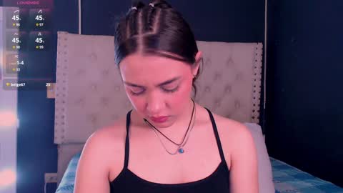 Snapshot of valen_thompson chatting on 01/04/25, 12:27 IG-valen mendoza99 twitter valenthompson99 online show from 01/04/25, 12:27