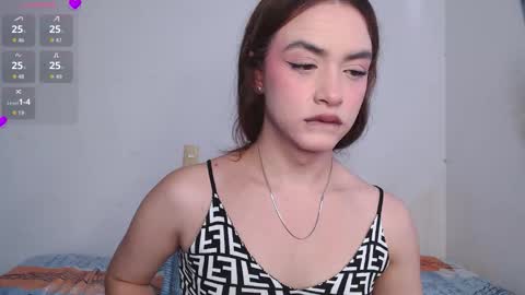 Snapshot of valen_thompson chatting on 02/14/26, 05:53 IG-valen mendoza99 twitter valenthompson99 online show from 02/14/26, 05:53