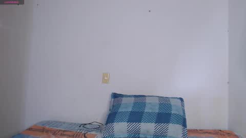 Snapshot of valen_thompson chatting on 03/09/26, 09:08 IG-valen mendoza99 twitter valenthompson99 online show from 03/09/26, 09:08