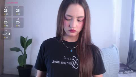 IG-valen mendoza99  twitter valenthompson99 online show from 04/30/26, 08:57