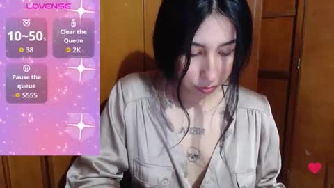 Snapshot of valen_tina33 chatting on 04/28/26, 03:00 Valentina online show from 04/28/26, 03:00