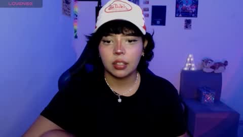 Snapshot of valenbeauty chatting on 06/10/26, 02:56 valenbeauty online show from 06/10/26, 02:56