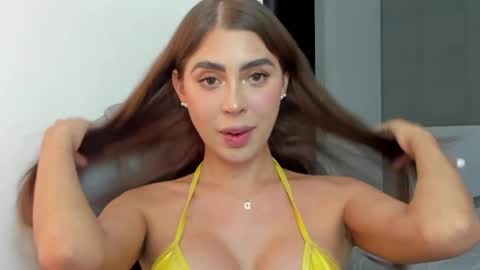 Angela online show from 02/06/25, 09:38