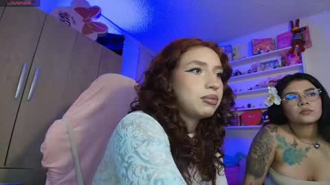 Snapshot of valenor_ chatting on 04/19/26, 03:39 valentina online show from 04/19/26, 03:39