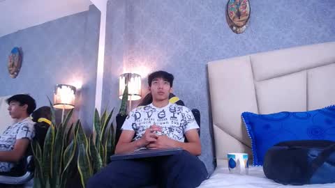 Snapshot of valenorlerot chatting on 10/06/25, 05:27 Valenor online show from 10/06/25, 05:27
