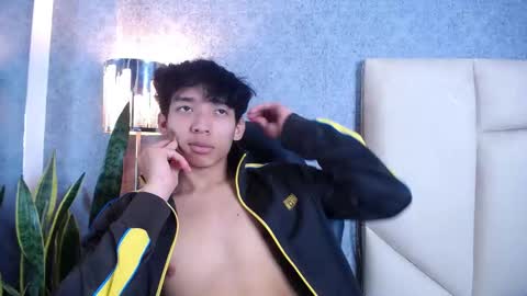 Snapshot of valenorlerot chatting on 10/09/25, 01:42 Valenor online show from 10/09/25, 01:42