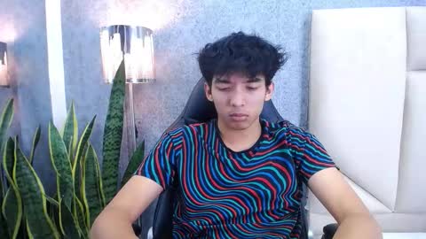 Snapshot of valenorlerot chatting on 10/10/25, 11:53 Valenor online show from 10/10/25, 11:53