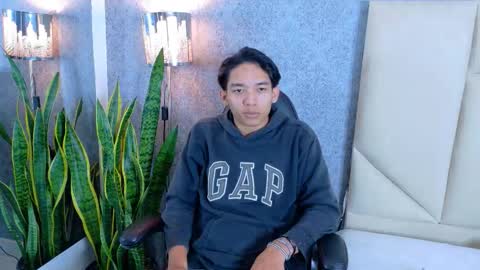 Snapshot of valenorlerot chatting on 10/29/25, 05:31 Valenor online show from 10/29/25, 05:31