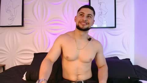 valenssio_moretti online show from 05/09/26, 01:00