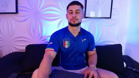 valenssio_moretti online show from 05/12/26, 01:47