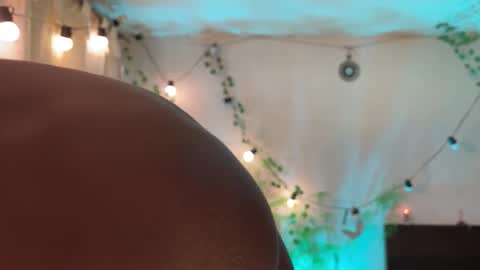 Snapshot of valent1nn chatting on 01/16/26, 12:03 Valentin independent Cam Boy online show from 01/16/26, 12:03