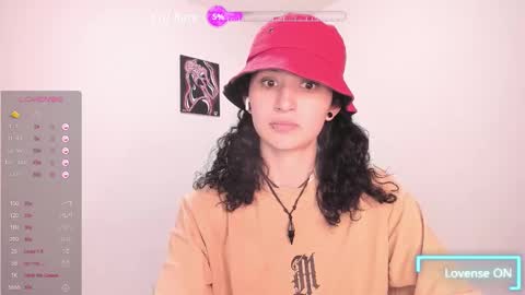 Snapshot of valent_27 chatting on 02/13/26, 10:17 Valentina online show from 02/13/26, 10:17