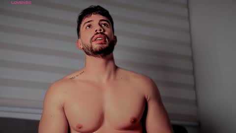 valenthinoking online show from 11/16/25, 02:50