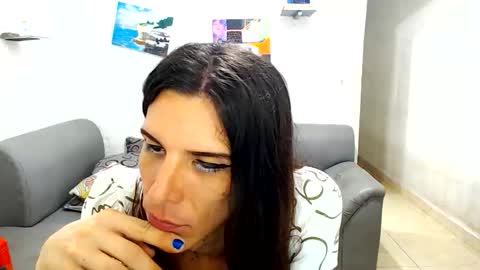valentina028 online show from 06/11/26, 10:13