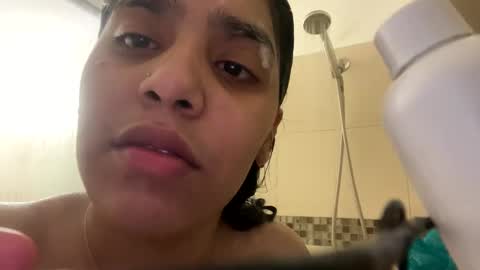valentina614033 online show from 02/01/25, 12:29