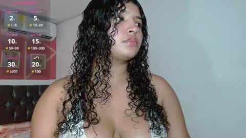 Valentina online show from 12/31/24, 10:01