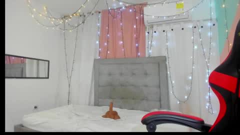 Valentina online show from 03/10/25, 09:32