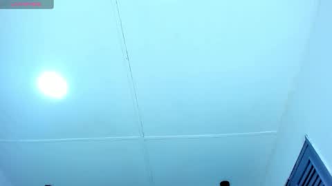 Valentina online show from 09/18/25, 04:58