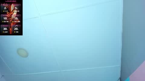 Valentina online show from 11/01/25, 03:30