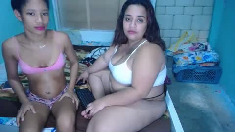 valentina_237 online show from 12/12/24, 08:43