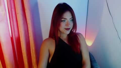 Snapshot of valentina__rosee chatting on 08/04/26, 09:06 valentina__rosee online show from 08/04/26, 09:06