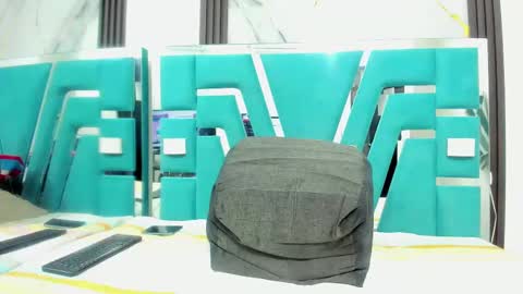 Sharon online show from 09/19/25, 01:51