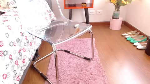 Valen Ferrer online show from 12/27/24, 06:31