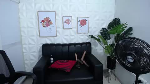 Valentina  online show from 01/24/25, 06:24