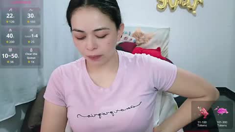 Snapshot of valentina_nappi96 chatting on 04/16/26, 12:11 VALE online show from 04/16/26, 12:11
