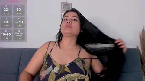 valentina_owens online show from 12/21/25, 03:57