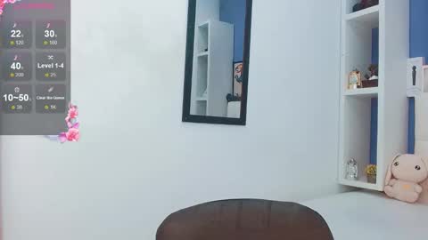 valentina_princess_ online show from 02/19/25, 05:49