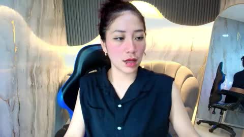 Valentina online show from 11/13/25, 04:11