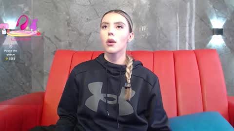 Snapshot of valentina_red18 chatting on 03/16/26, 03:05 Valentina online show from 03/16/26, 03:05