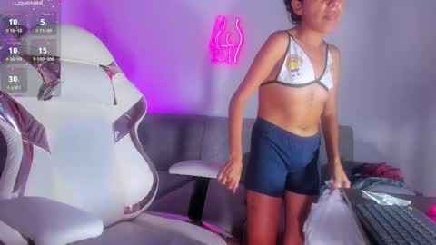 VALENTINA online show from 01/16/25, 09:51