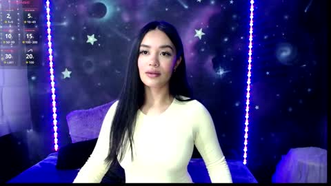 valentinarojass_ online show from 04/01/26, 02:36