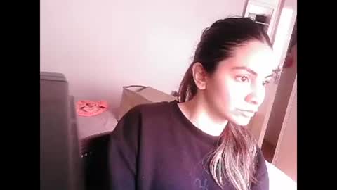 valentinaseleni24 online show from 09/10/25, 07:03
