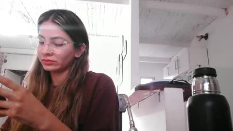 valentinaseleni24 online show from 10/12/25, 07:46