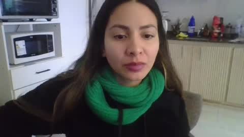 Snapshot of valentinaseleni24 chatting on 06/21/26, 07:49 valentinaseleni24 online show from 06/21/26, 07:49