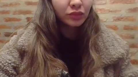Snapshot of valentinaseleni24 chatting on 06/26/26, 02:27 valentinaseleni24 online show from 06/26/26, 02:27